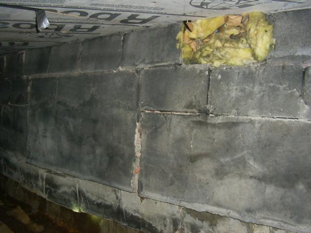 Major Structural Failure Observed In Crawl Space!